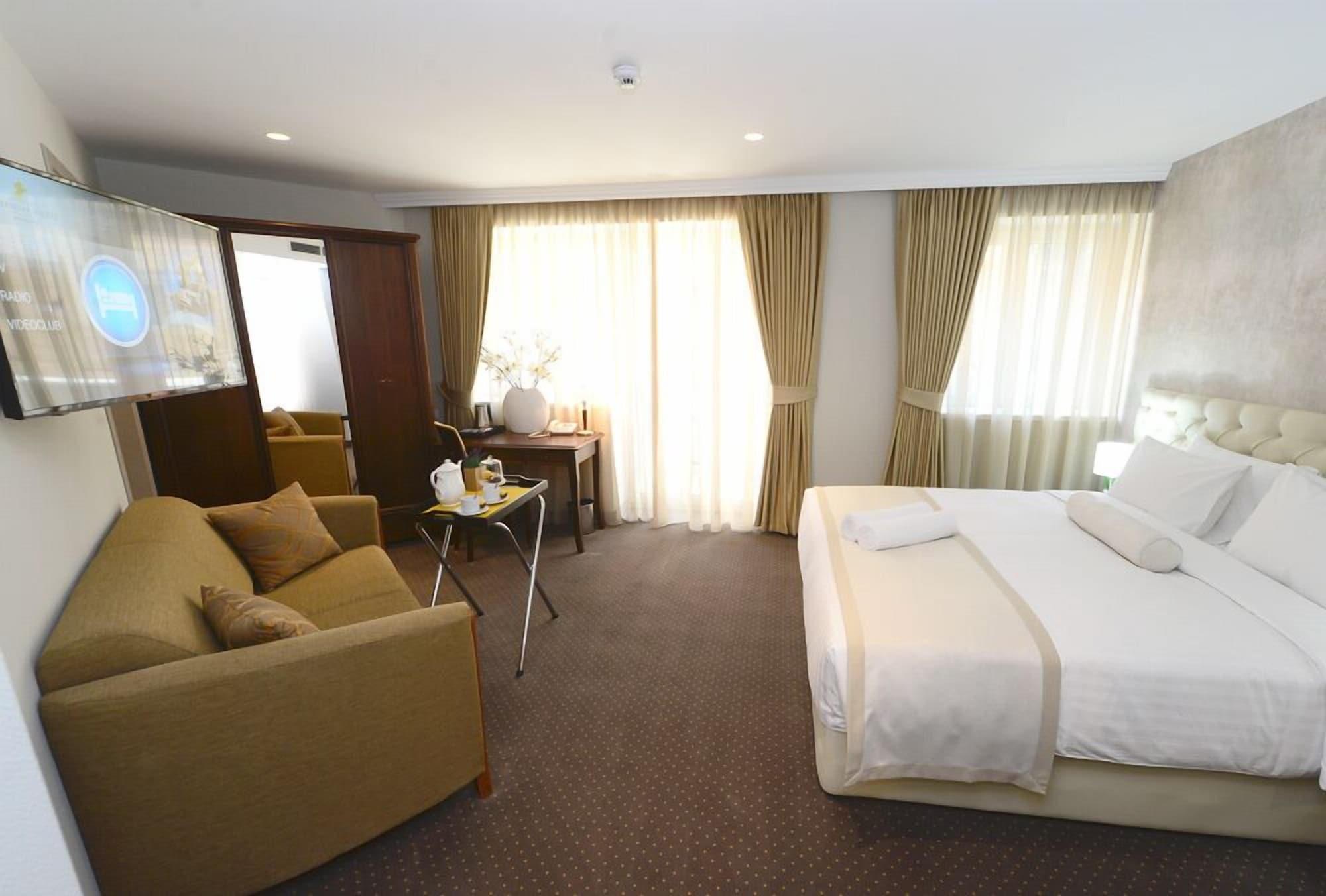 Alexandar Square Boutique Hotel 스코페 외부 사진