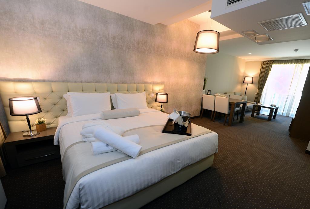 Alexandar Square Boutique Hotel 스코페 외부 사진